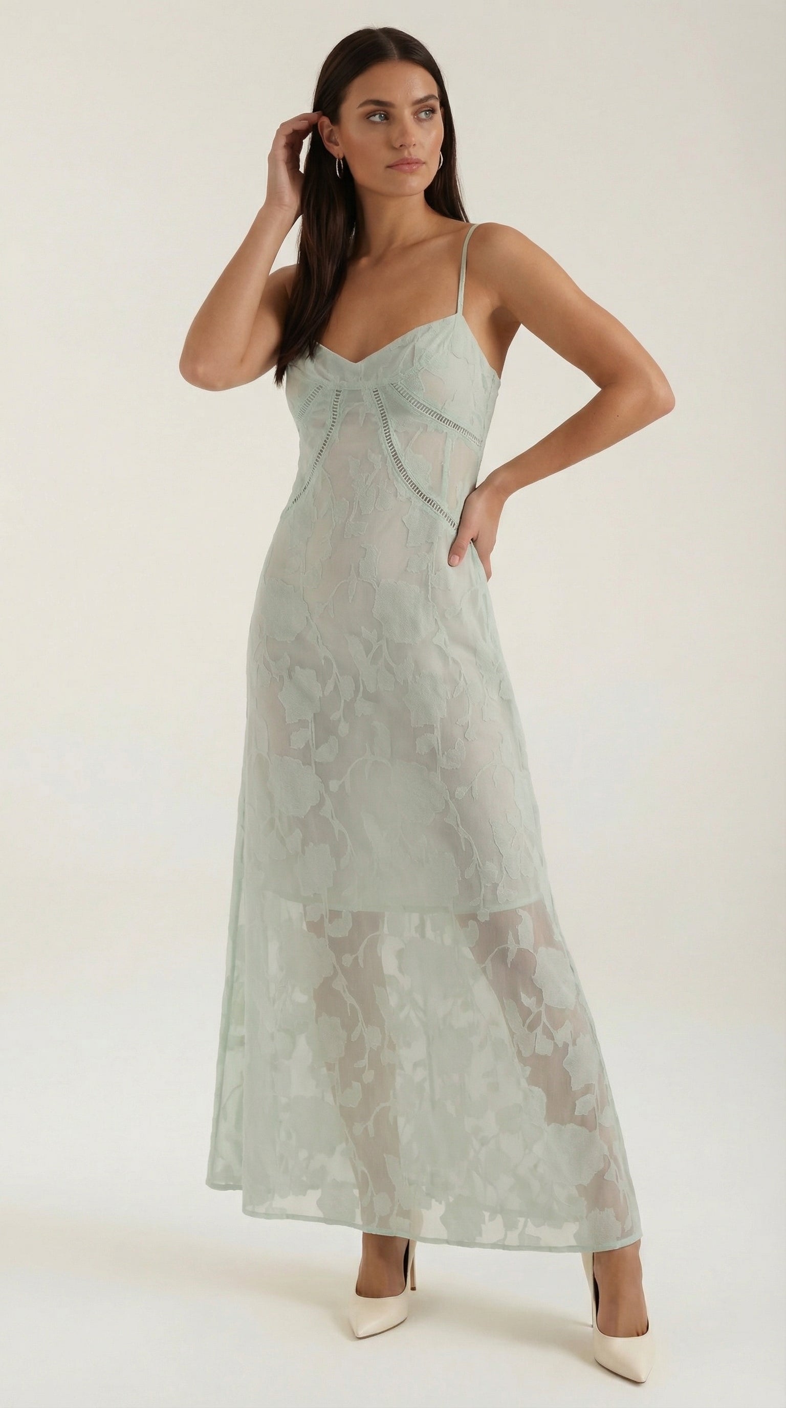 Vestido largo de encaje Leonor