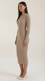 Vestido midi ajustado con relieve Francesca